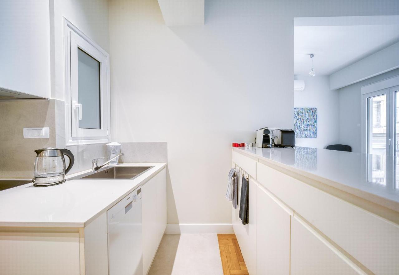 Lovely Sunlit Central Athens 2 Bedroom 2 Bathroom Condo Extérieur photo